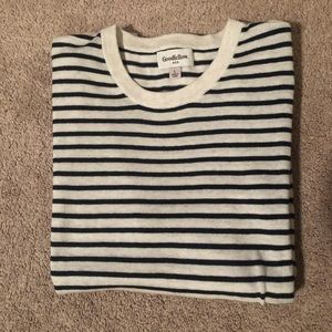 Men’s striped sweater